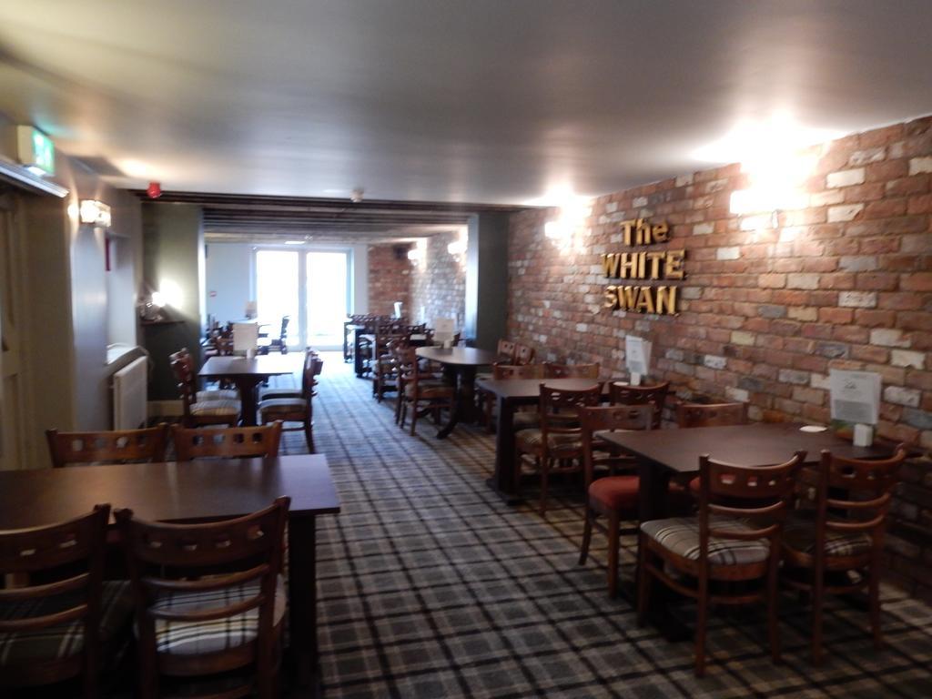 The White Swan Hotell Market Rasen Exteriör bild